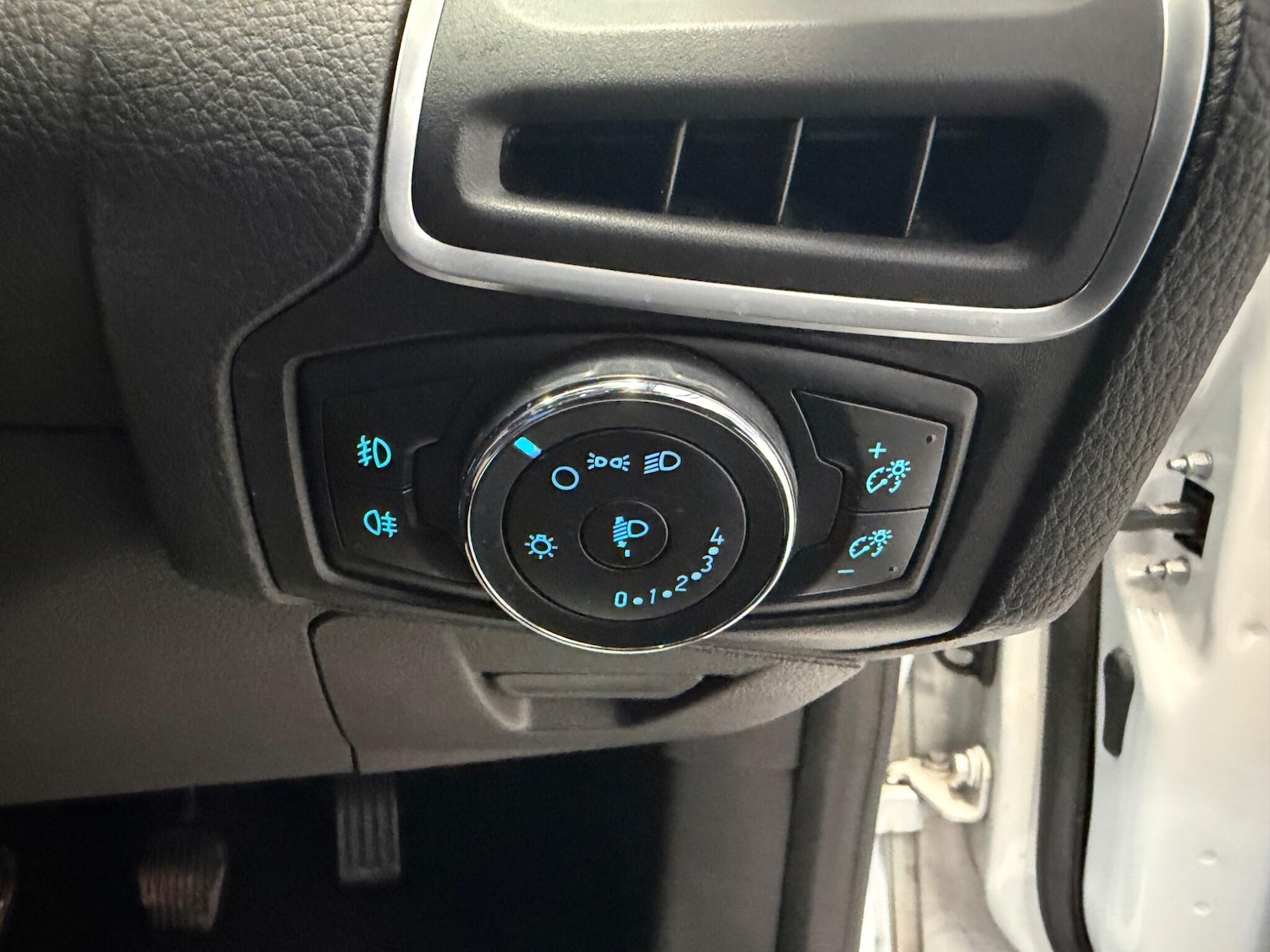 Used Ford Focus for sale - 77969943: Photo 22