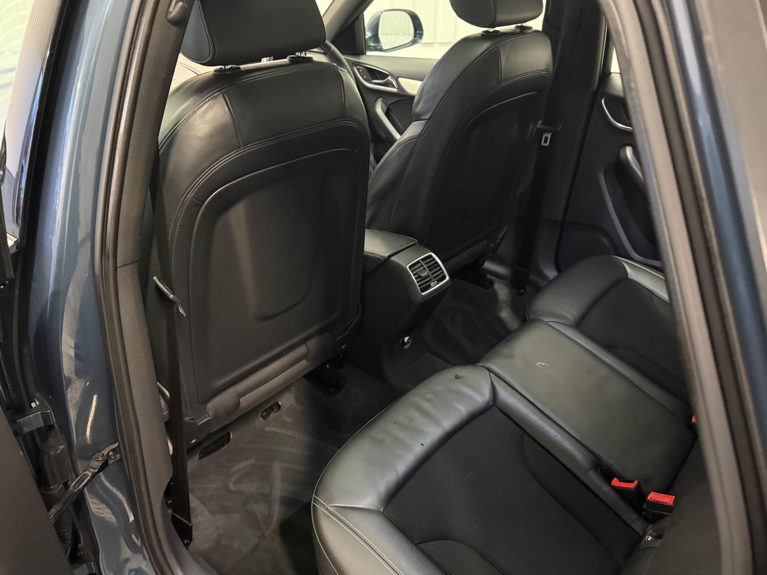 Used Audi Q3 2015 for sale - 76282855: Photo 16