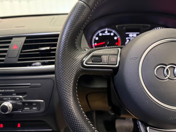 Used Audi Q3 2015 for sale - 76282855: Photo 28