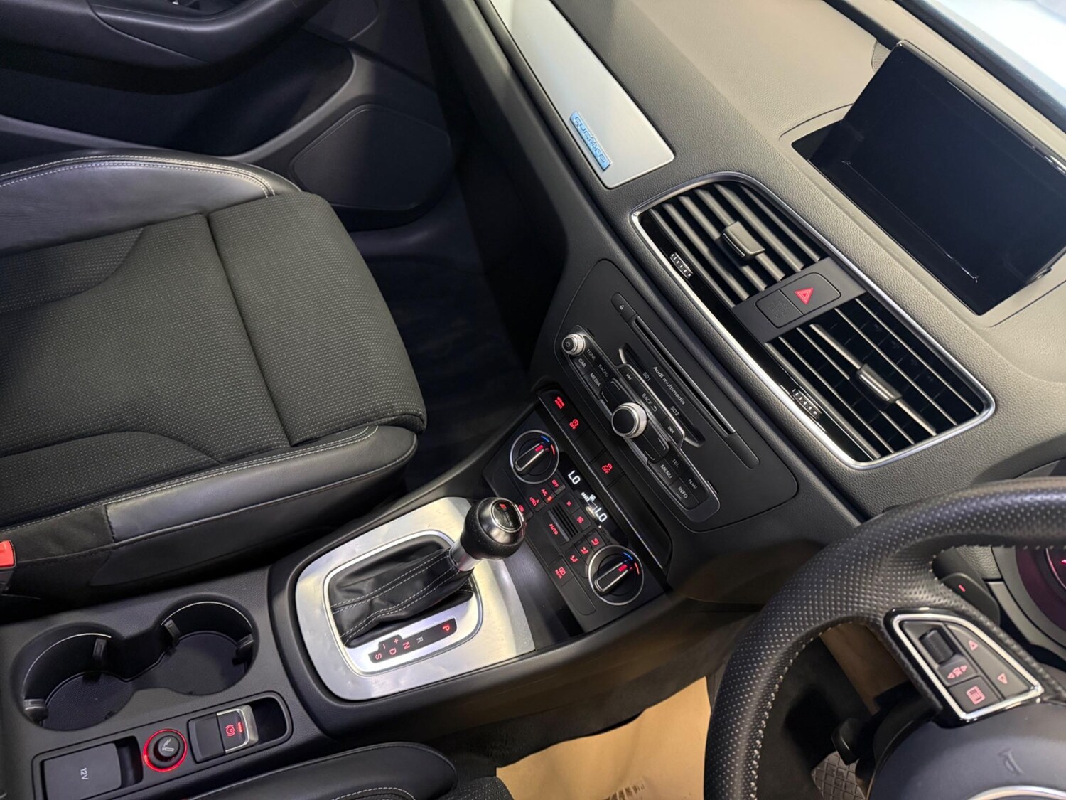 Used Audi Q3 2015 for sale - 76282855: Photo 30