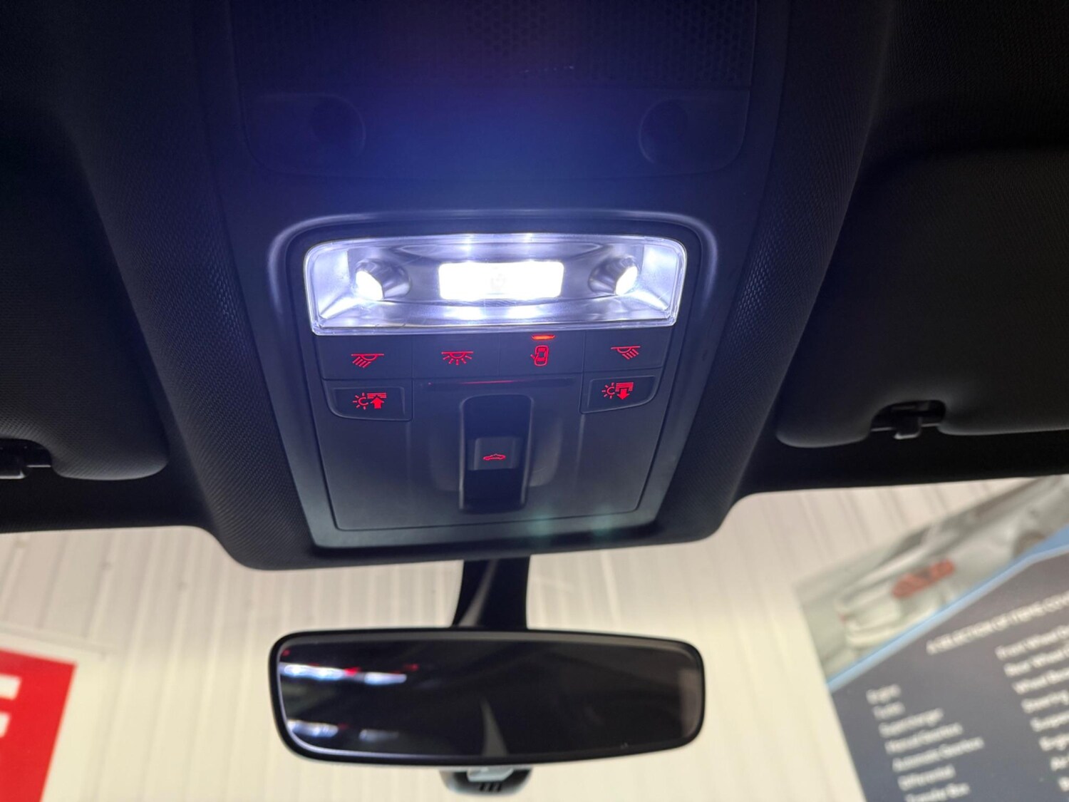 Used Audi Q3 2015 for sale - 76282855: Photo 32