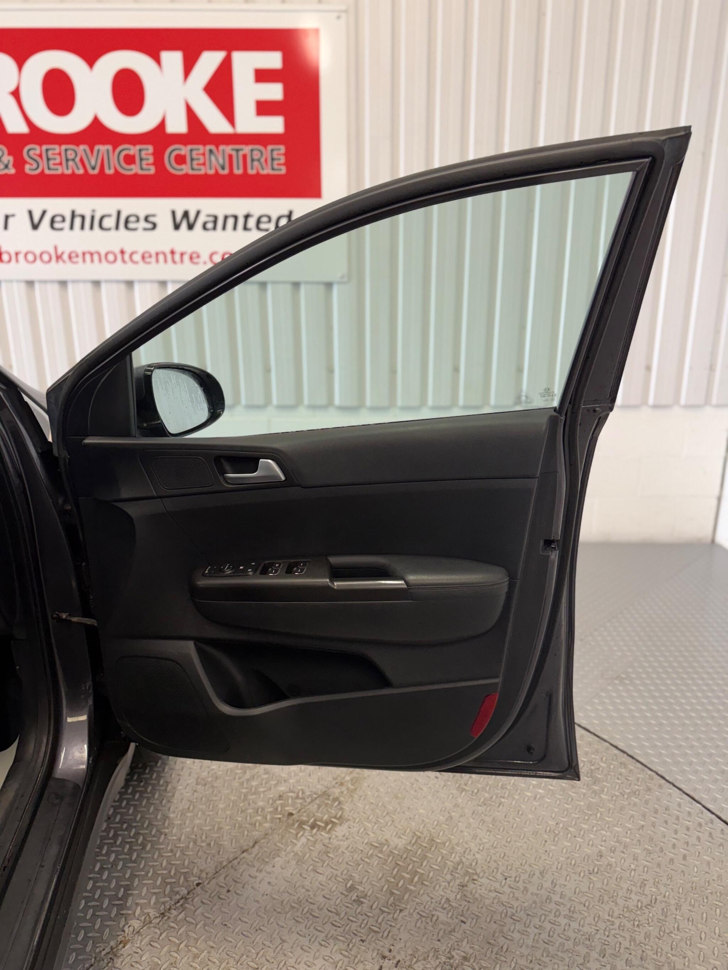 Used Kia Sportage 2017 for sale - 77994393: Photo 16