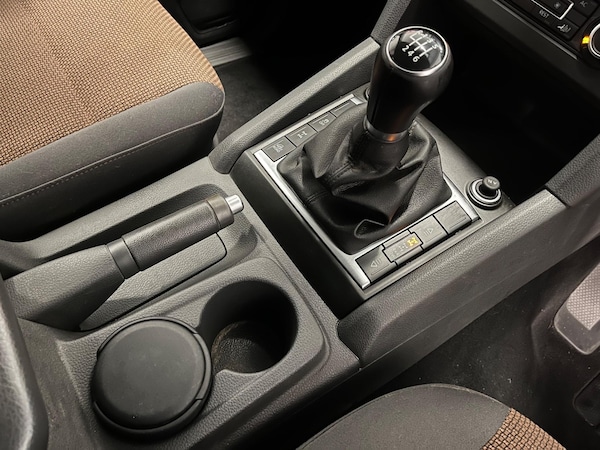 Used Volkswagen Amarok 2012 for sale - 75351271: Photo 21
