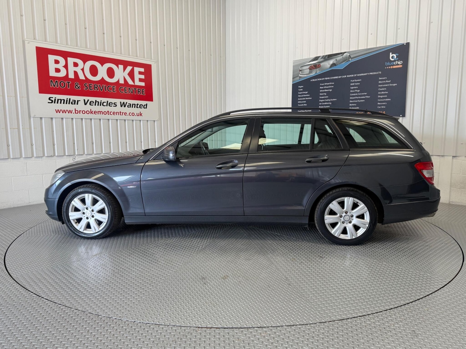 Used Mercedes-Benz C Class 2010 for sale - 76433269: Photo 10