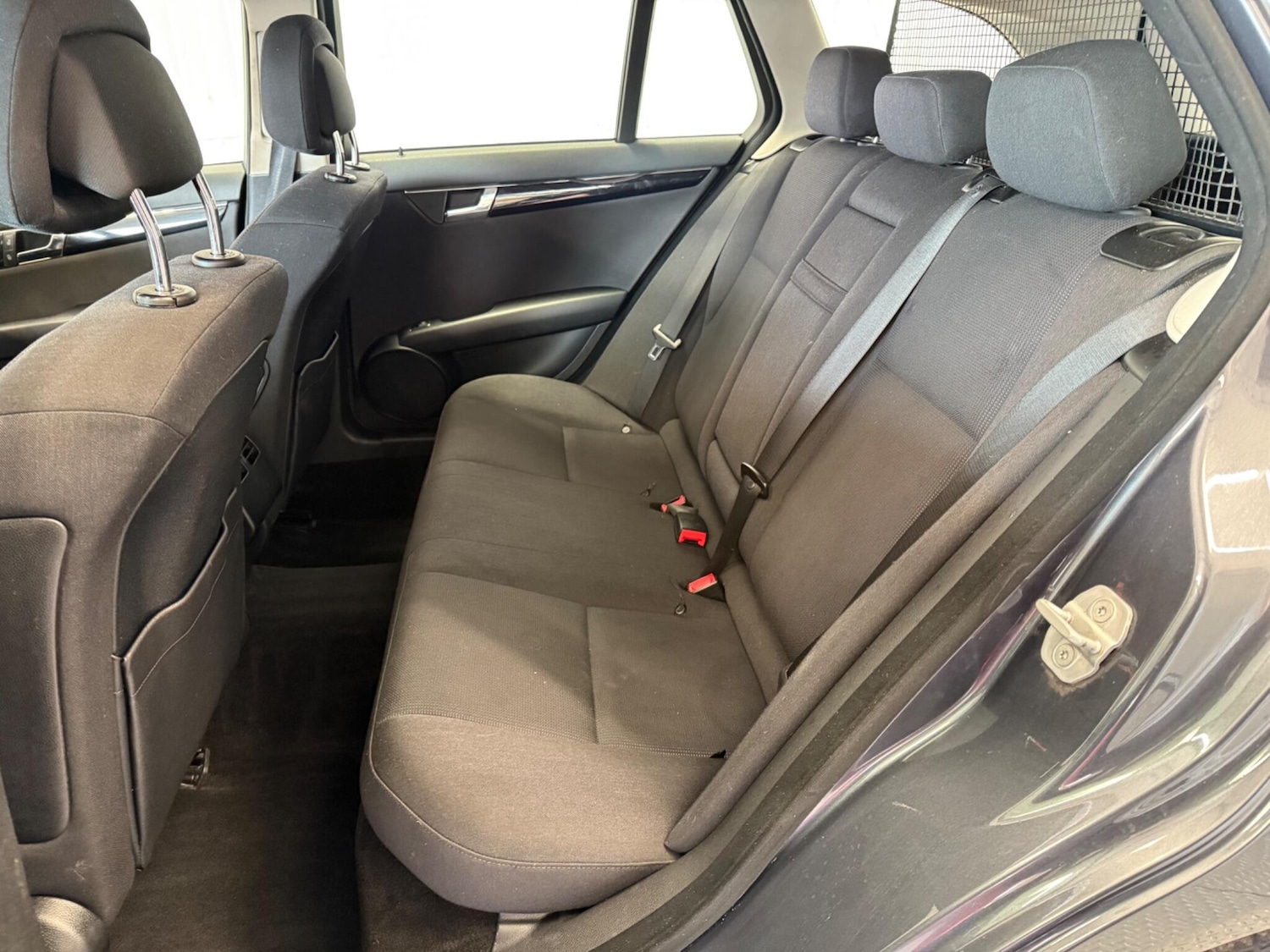 Used Mercedes-Benz C Class 2010 for sale - 76433269: Photo 14