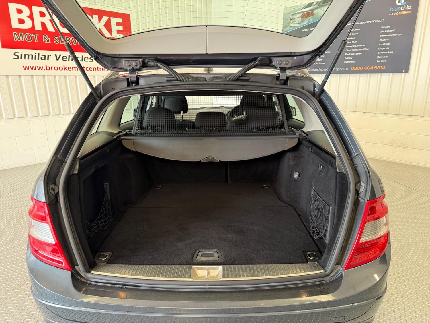 Used Mercedes-Benz C Class 2010 for sale - 76433269: Photo 15