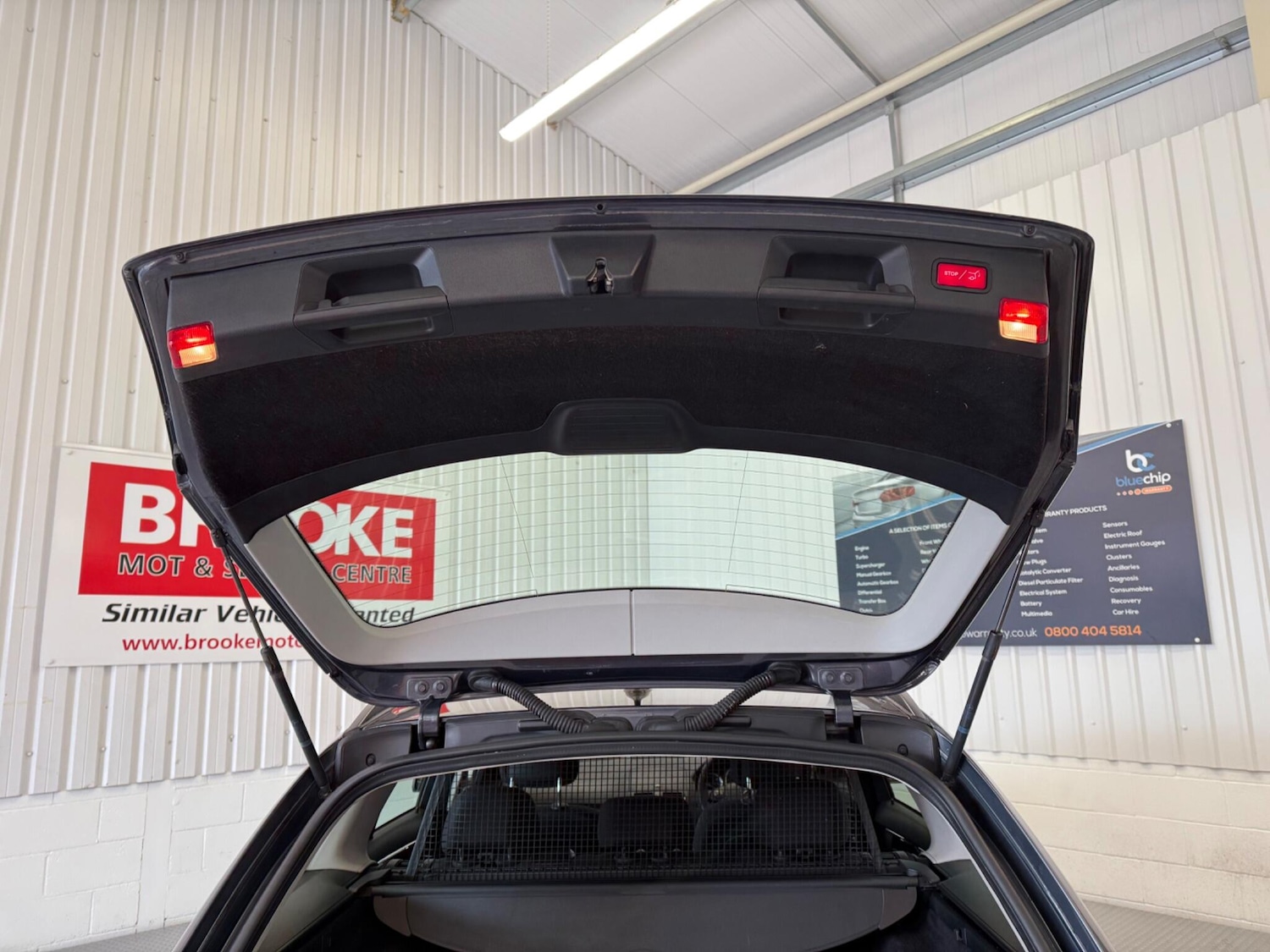 Used Mercedes-Benz C Class 2010 for sale - 76433269: Photo 16