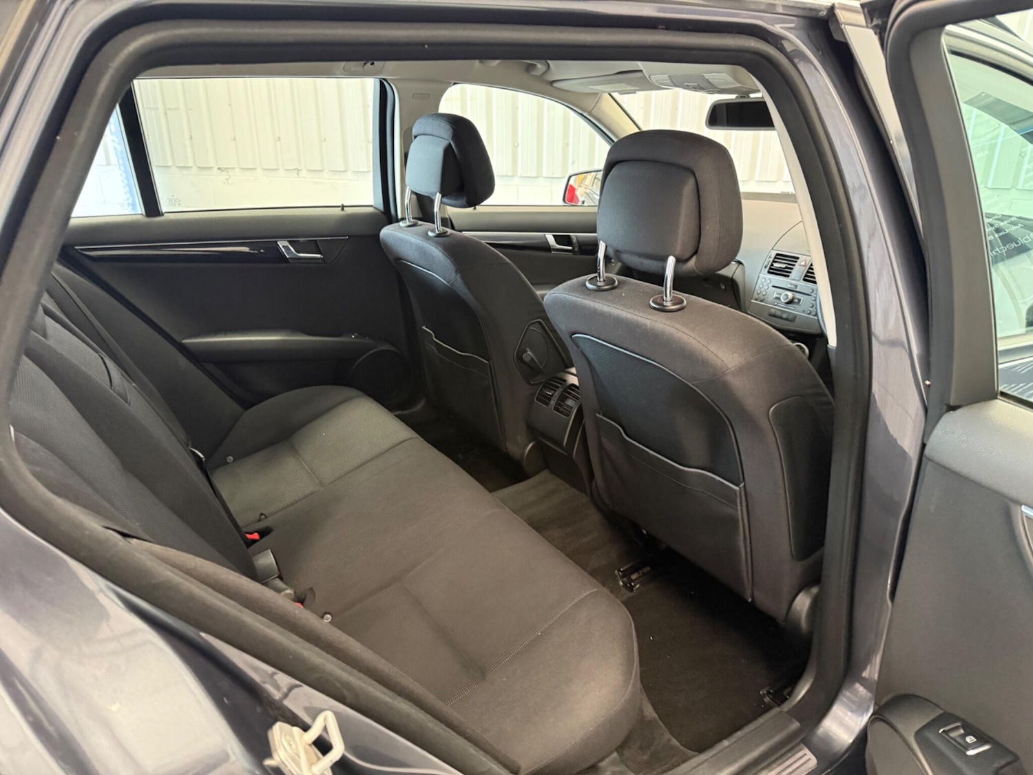 Used Mercedes-Benz C Class 2010 for sale - 76433269: Photo 20