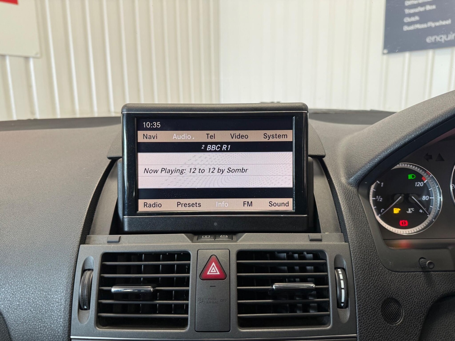 Used Mercedes-Benz C Class 2010 for sale - 76433269: Photo 28