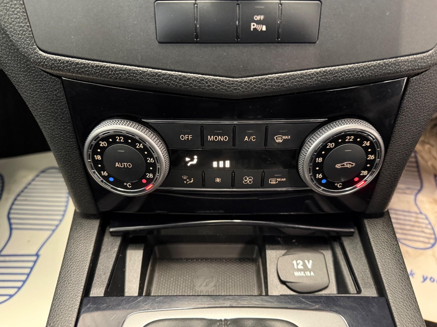 Used Mercedes-Benz C Class 2010 for sale - 76433269: Photo 30