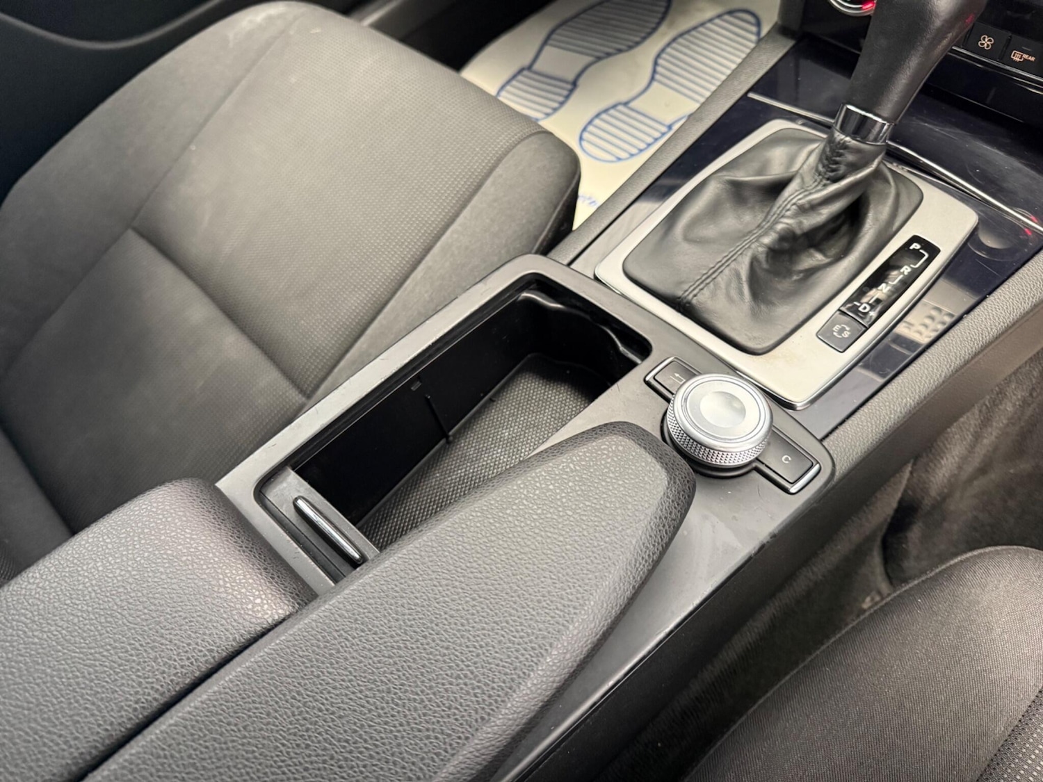 Used Mercedes-Benz C Class 2010 for sale - 76433269: Photo 32