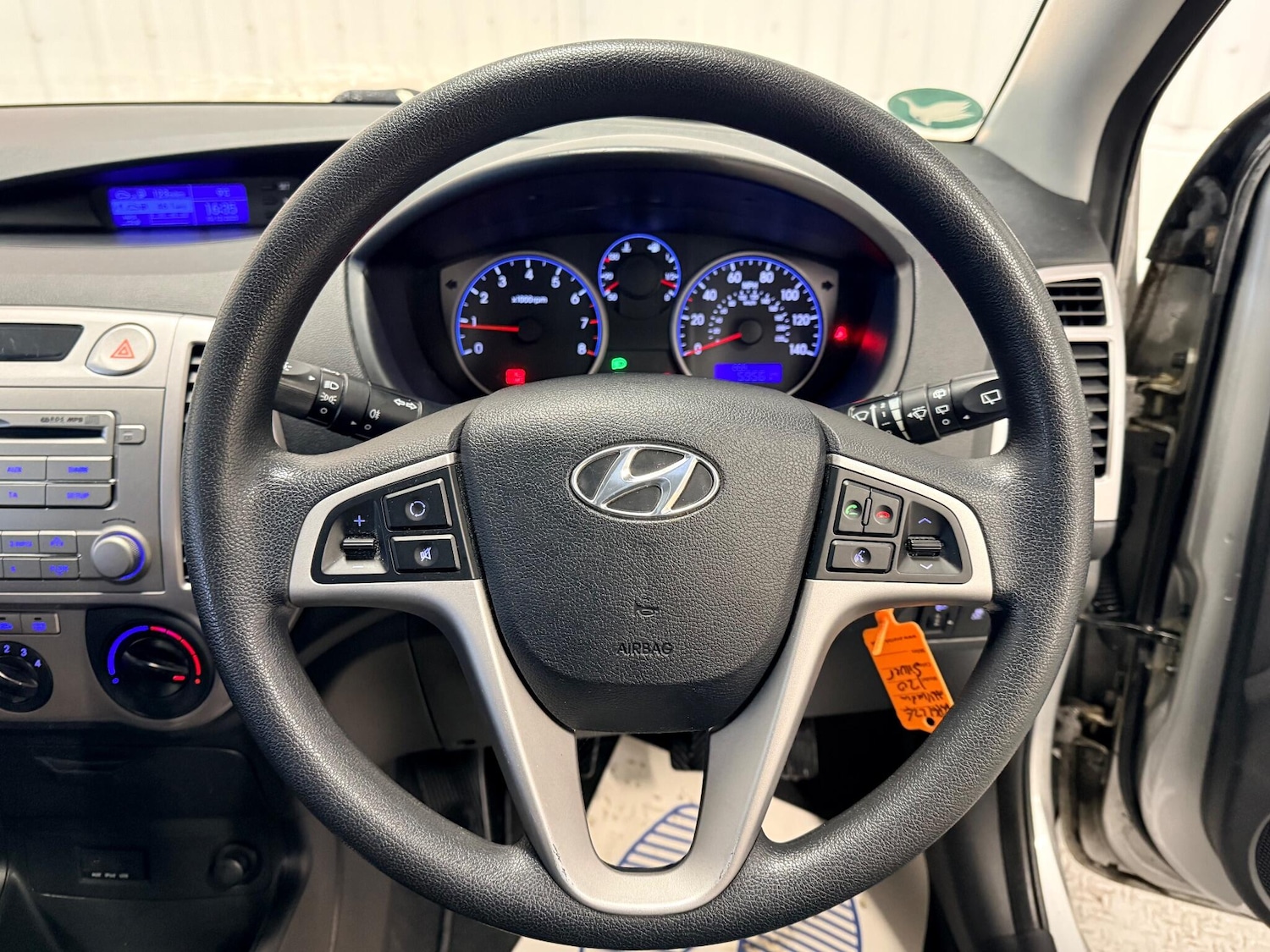 Used Hyundai i20 2011 for sale - 76899311: Photo 18