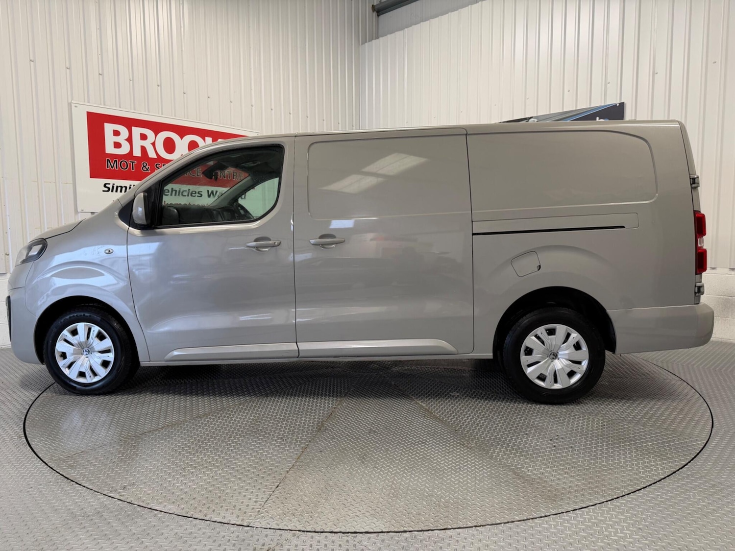 Used Vauxhall Vivaro 2019 for sale - 77468253: Photo 7