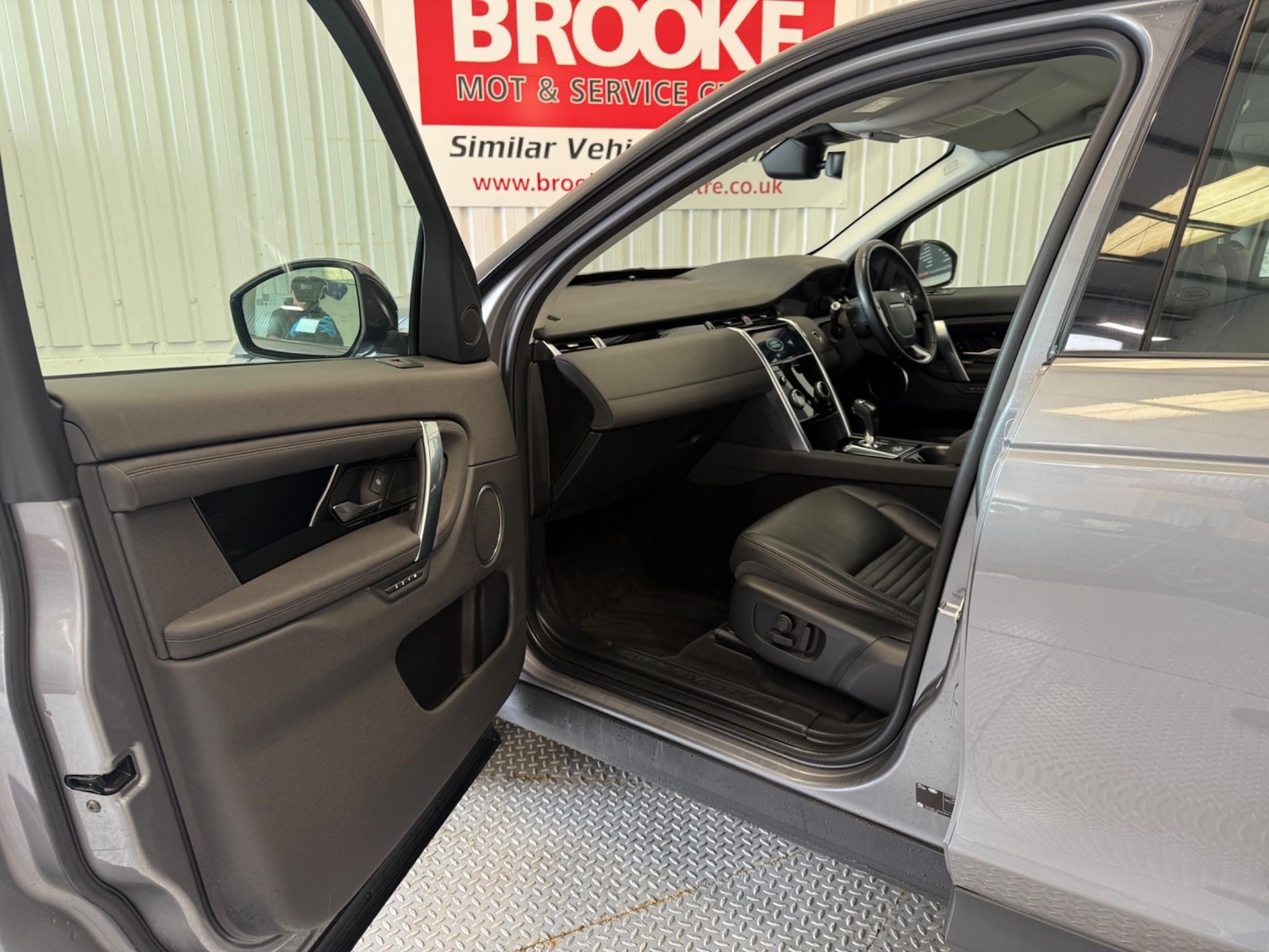 Used Land Rover Discovery Sport 2020 for sale - 76898790: Photo 15