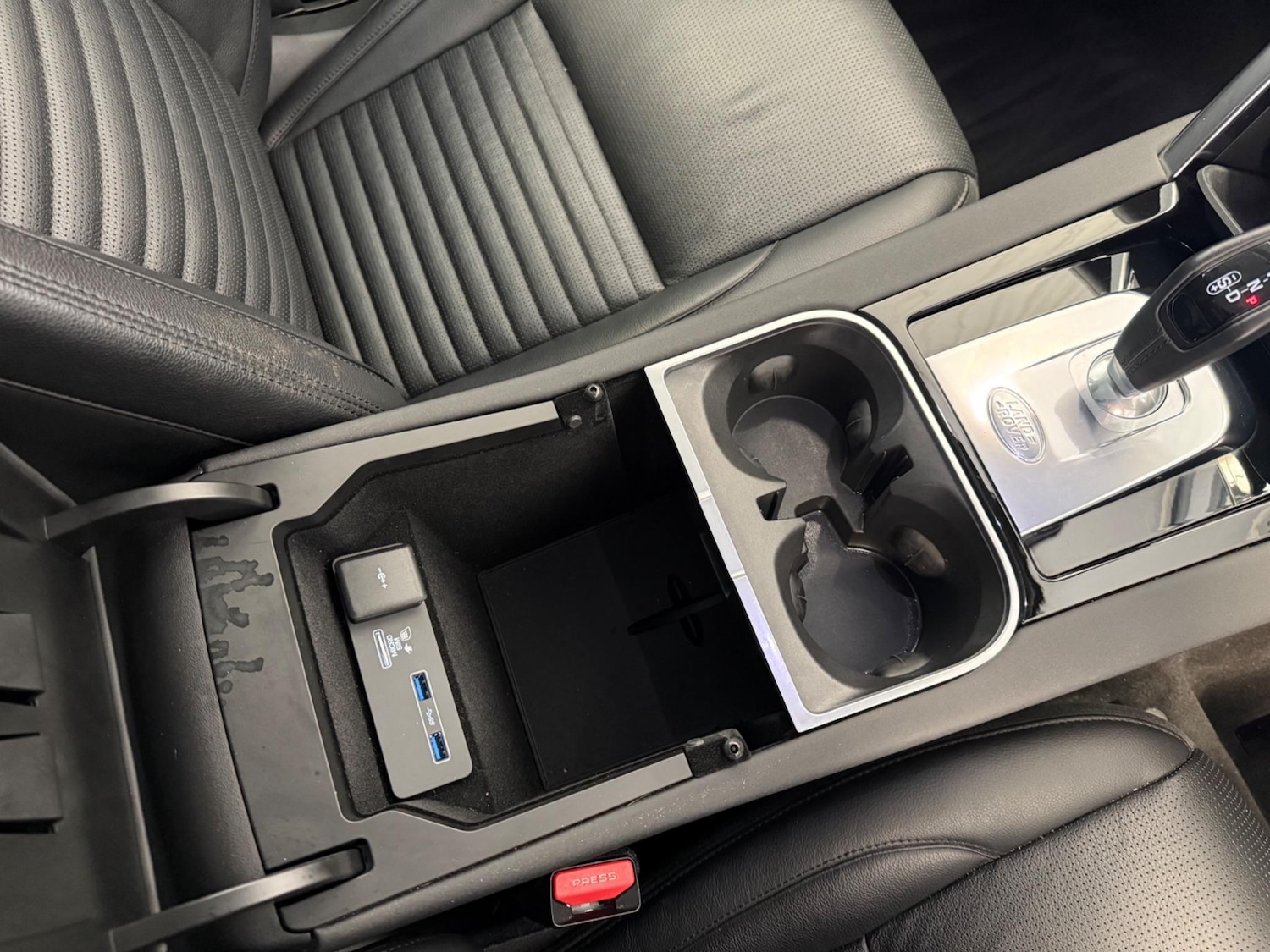 Used Land Rover Discovery Sport 2020 for sale - 76898790: Photo 38