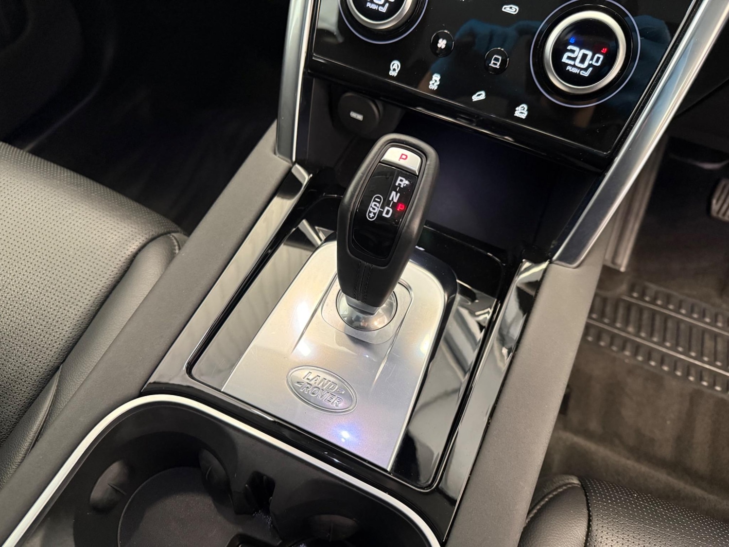 Used Land Rover Discovery Sport 2020 for sale - 76898790: Photo 39