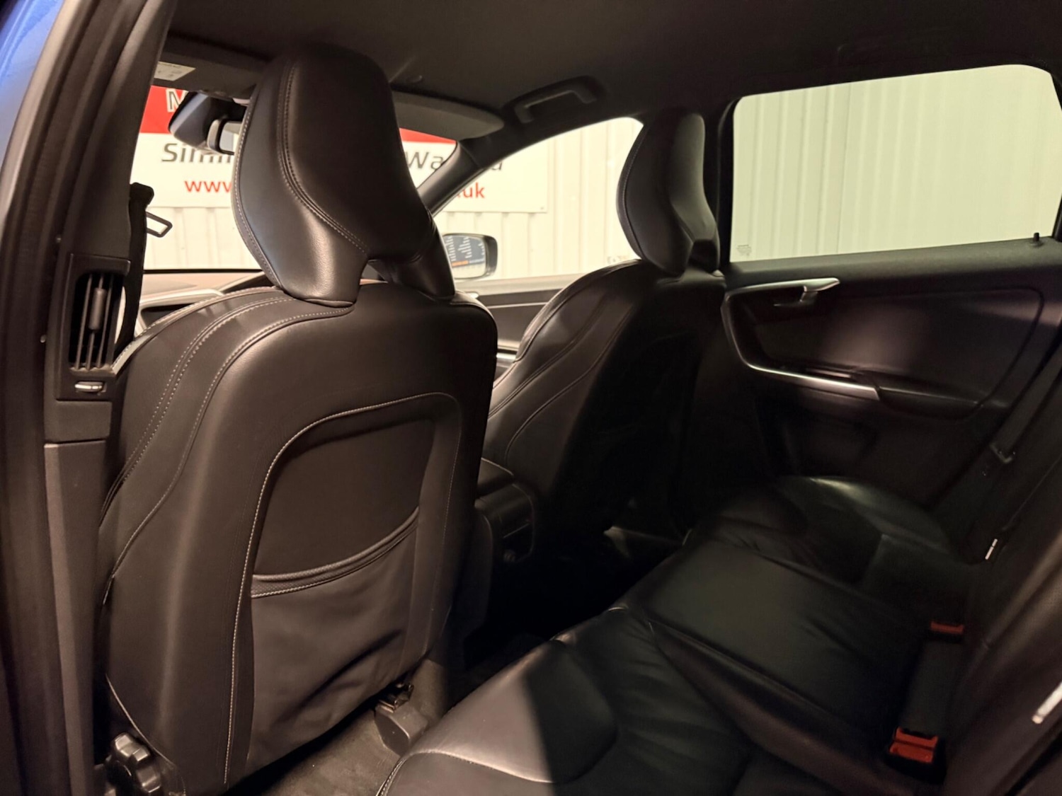 Used Volvo XC60 2017 for sale - 77439874: Photo 11