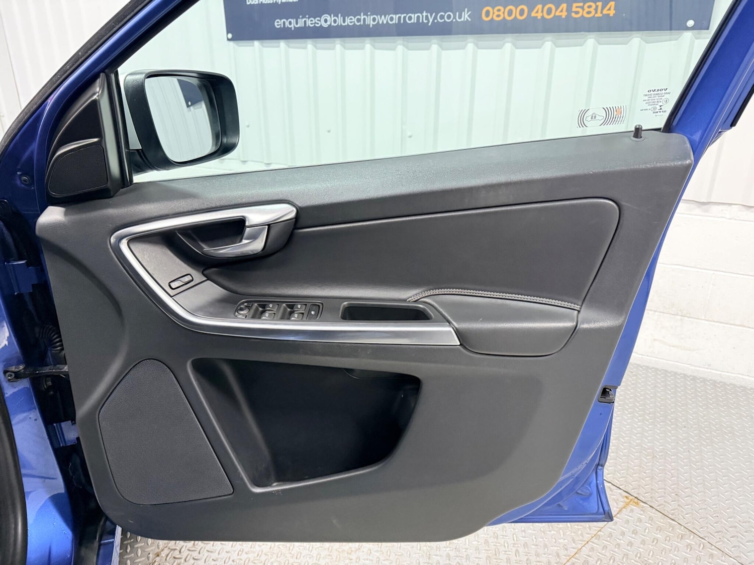 Used Volvo XC60 2017 for sale - 77439874: Photo 19