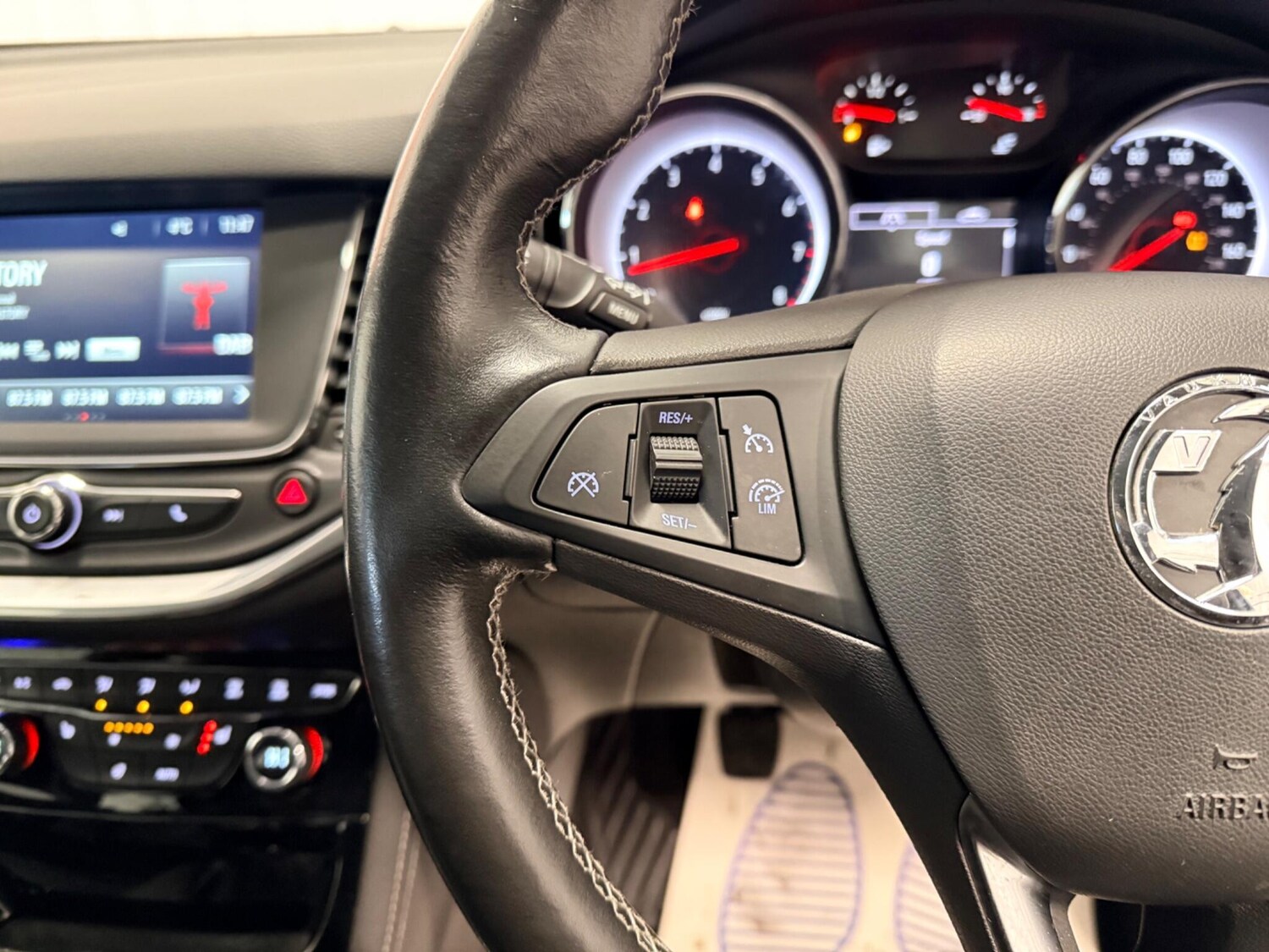 Used Vauxhall Astra 2017 for sale - 77387175: Photo 17