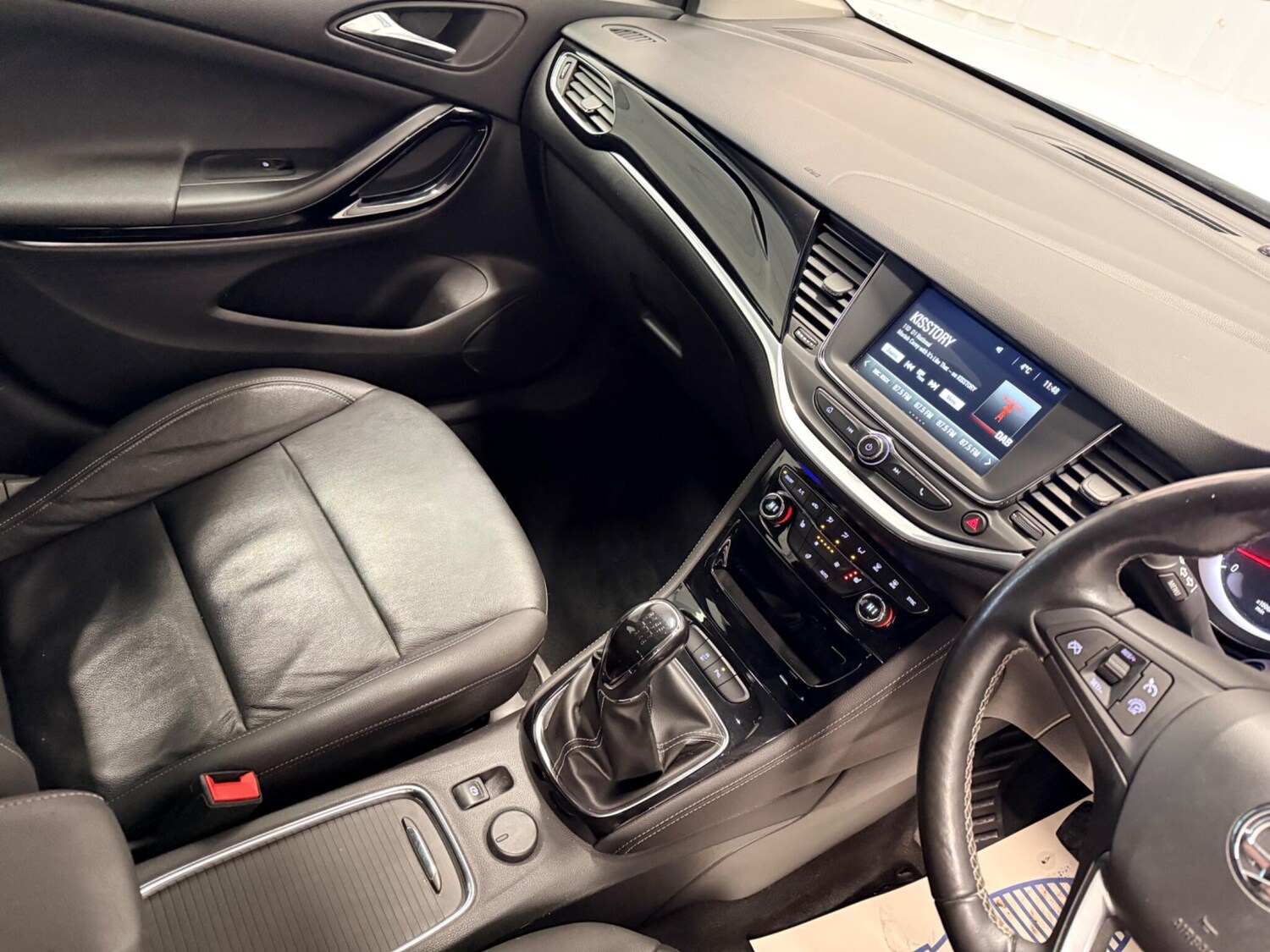 Used Vauxhall Astra 2017 for sale - 77387175: Photo 25