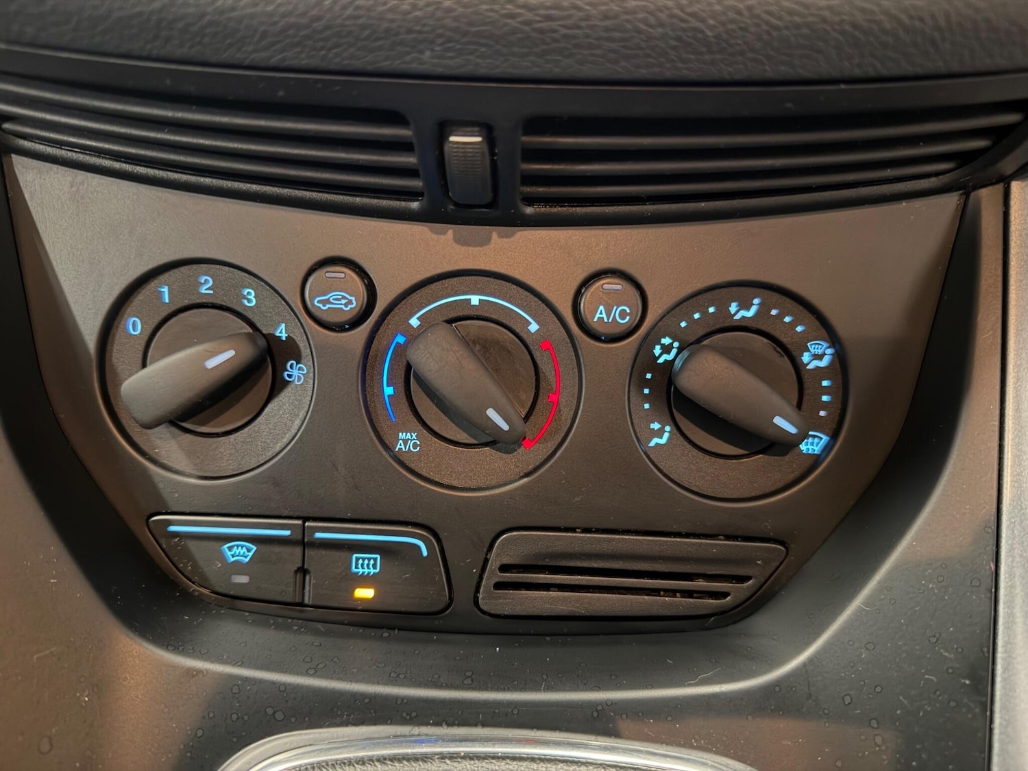 Used Ford Grand C-Max 2012 for sale - 77524774: Photo 25