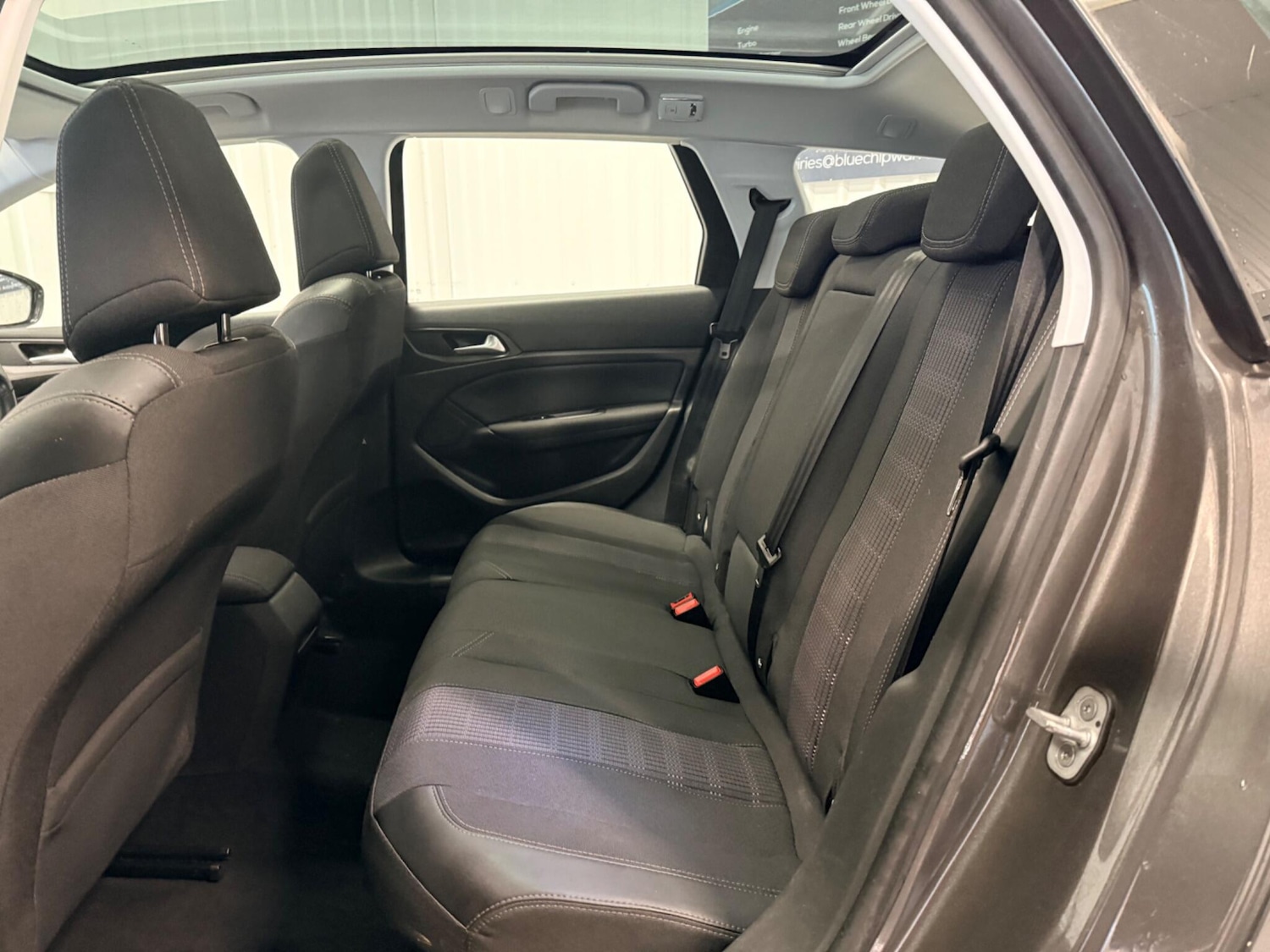 Used Peugeot 308 2018 for sale - 77611600: Photo 15