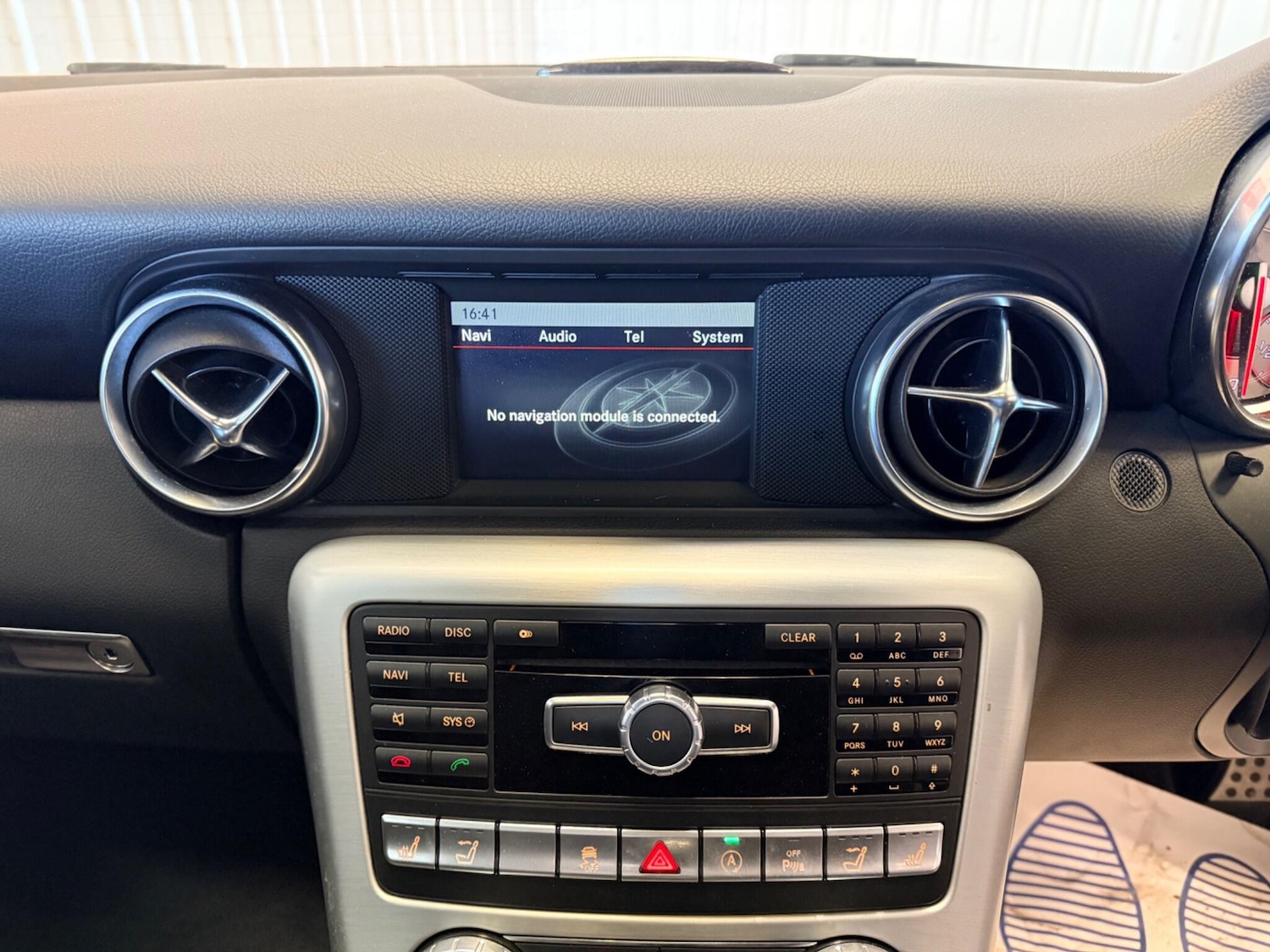 Used Mercedes-Benz SLK 2015 for sale - 78034182: Photo 22