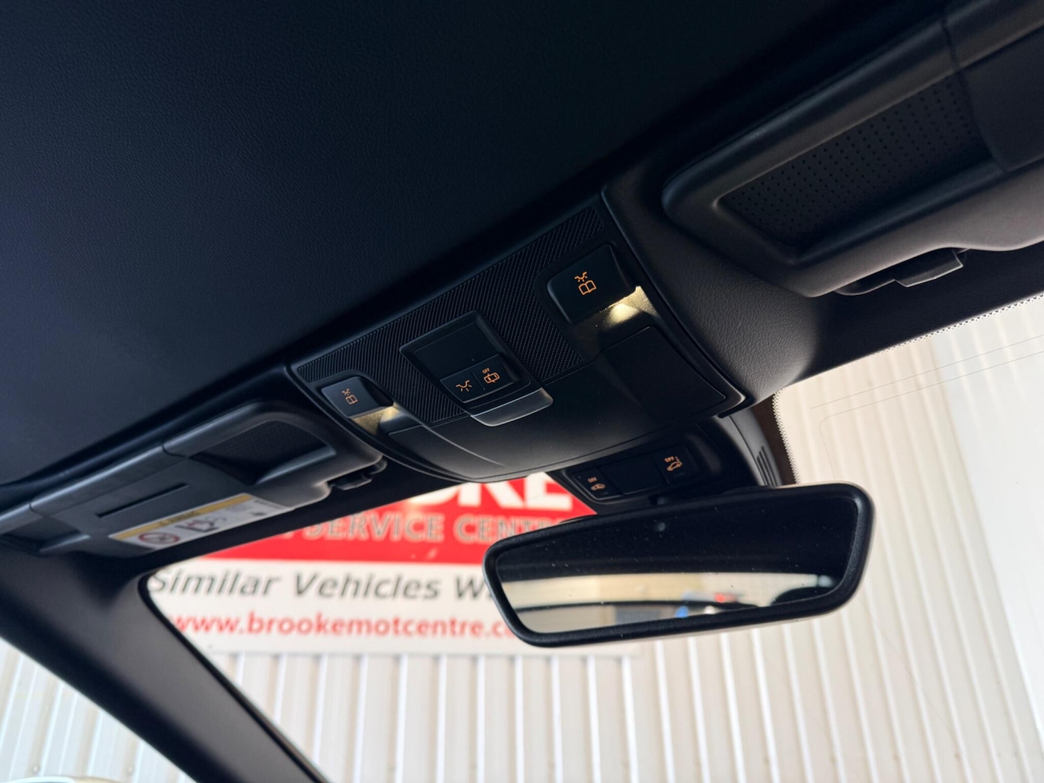 Used Mercedes-Benz SLK 2015 for sale - 78034182: Photo 25