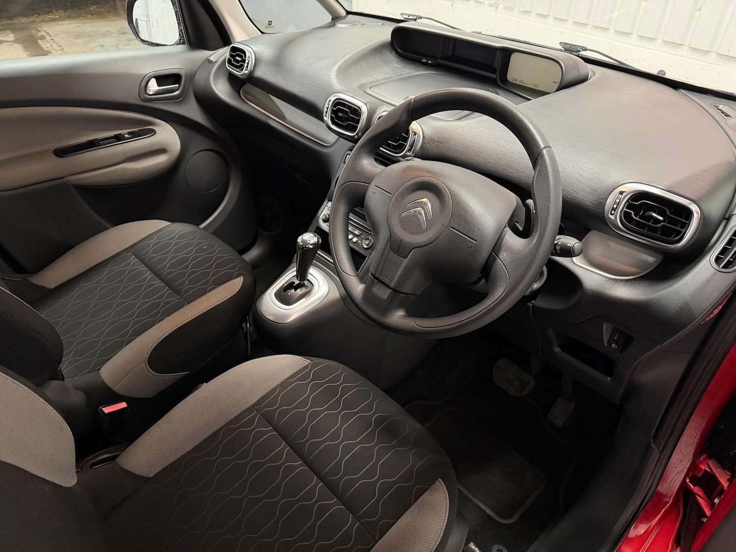 Used Citroen C3 Picasso 2014 for sale - 76786889: Photo 17