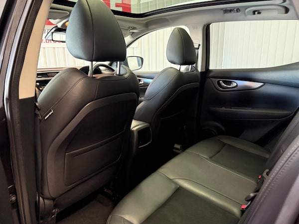 Used Nissan Qashqai 2017 for sale - 76188692: Photo 17