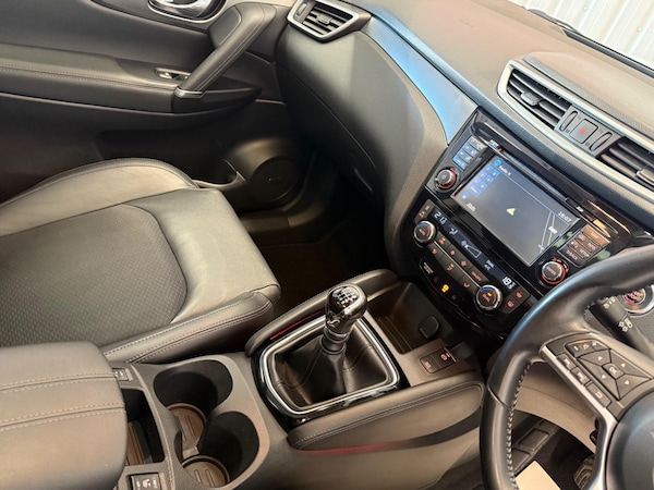 Used Nissan Qashqai 2017 for sale - 76188692: Photo 32