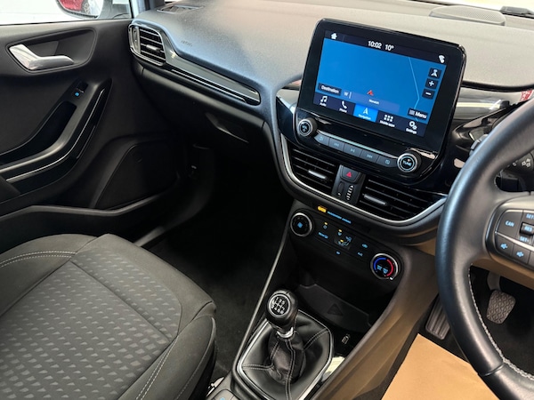 Used Ford Fiesta 2018 for sale - 74713074: Photo 21