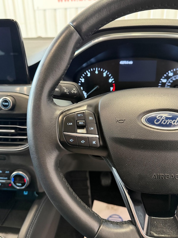 Used Ford Focus 2019 for sale - 76295122: Photo 19