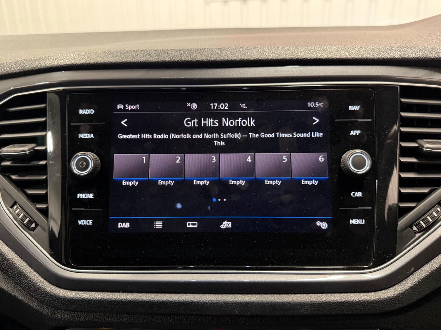 Used Volkswagen T-Roc 2020 for sale - 77510563: Photo 25