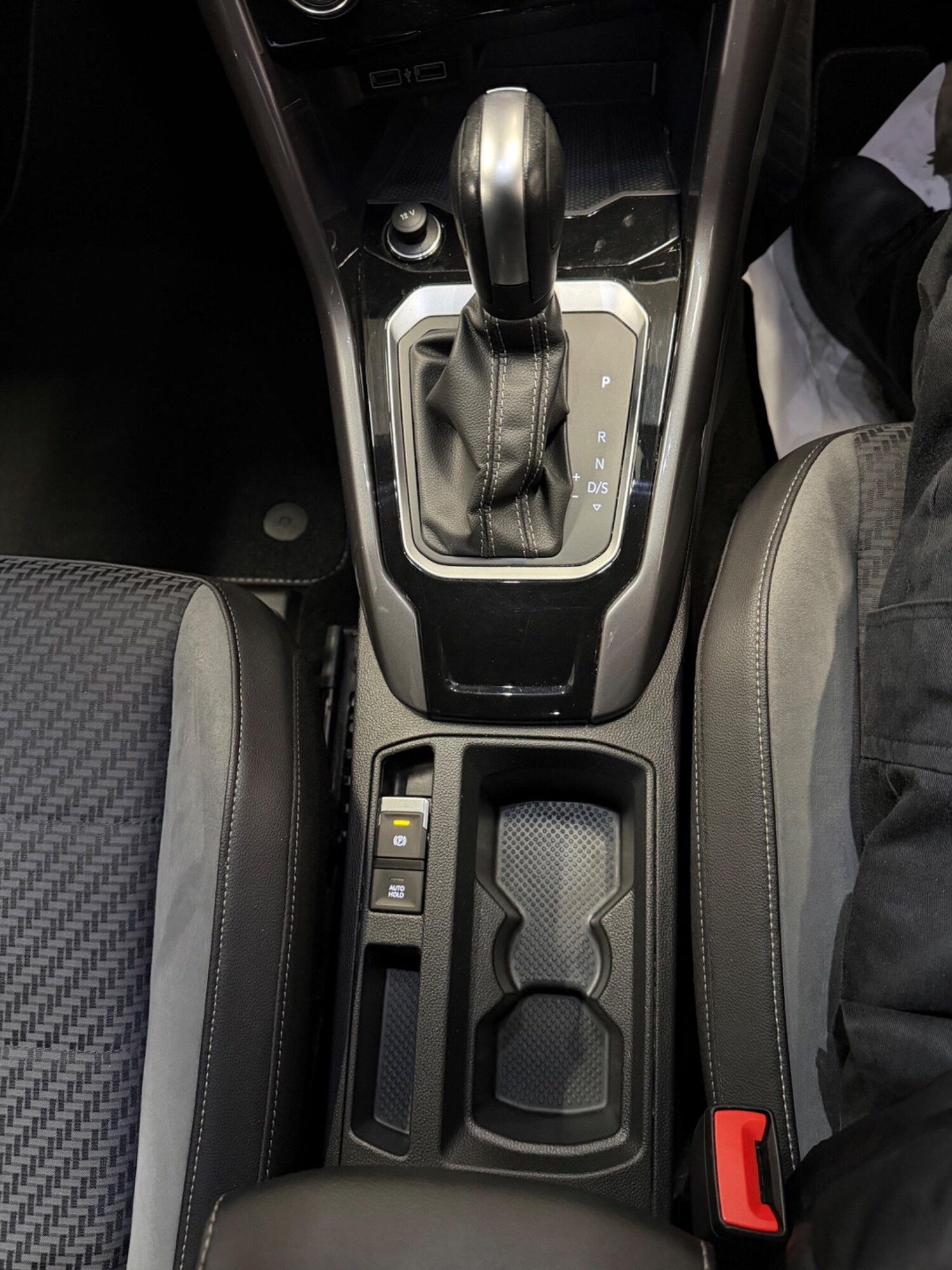 Used Volkswagen T-Roc 2020 for sale - 77510563: Photo 29