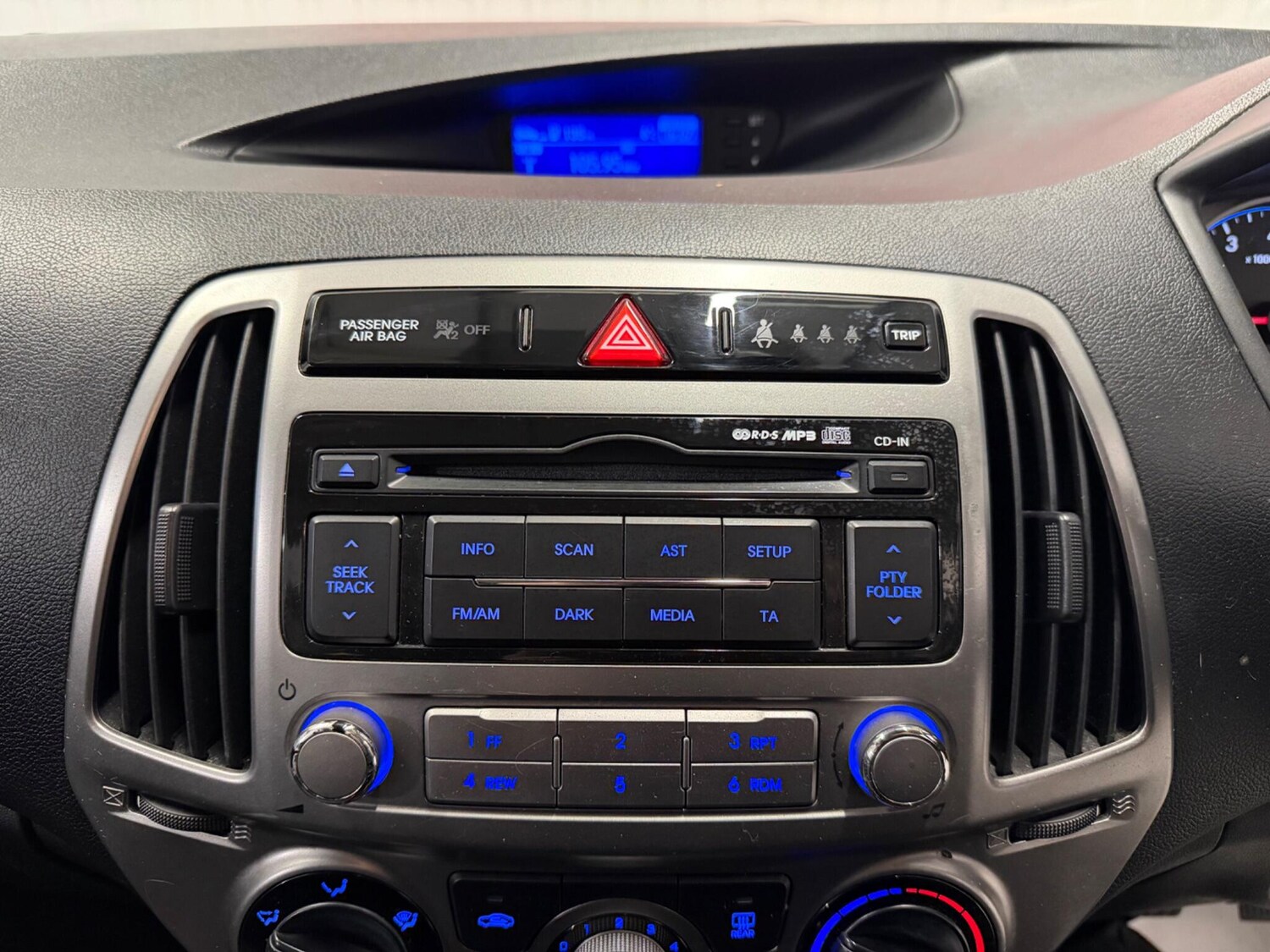 Used Hyundai i20 for sale - 77538183: Photo 21