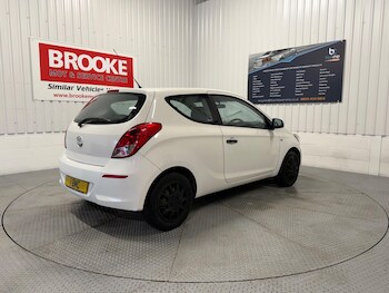 Used Hyundai i20 2012 for sale - 77538183: Photo