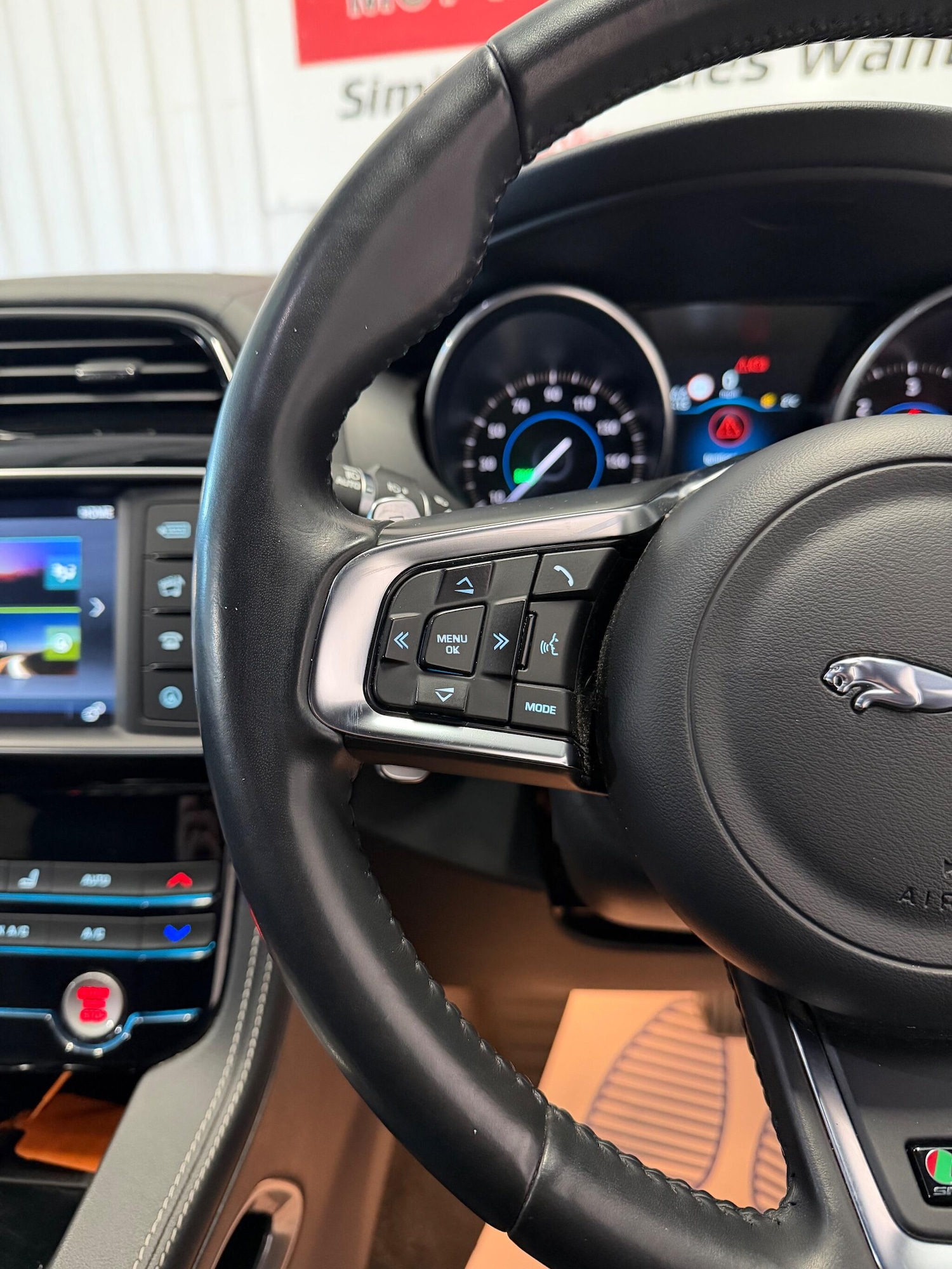 Used Jaguar F-Pace 2017 for sale - 77081551: Photo 20