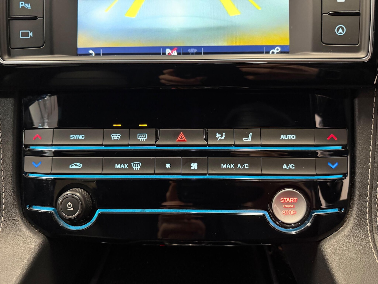 Used Jaguar F-Pace 2017 for sale - 77081551: Photo 27