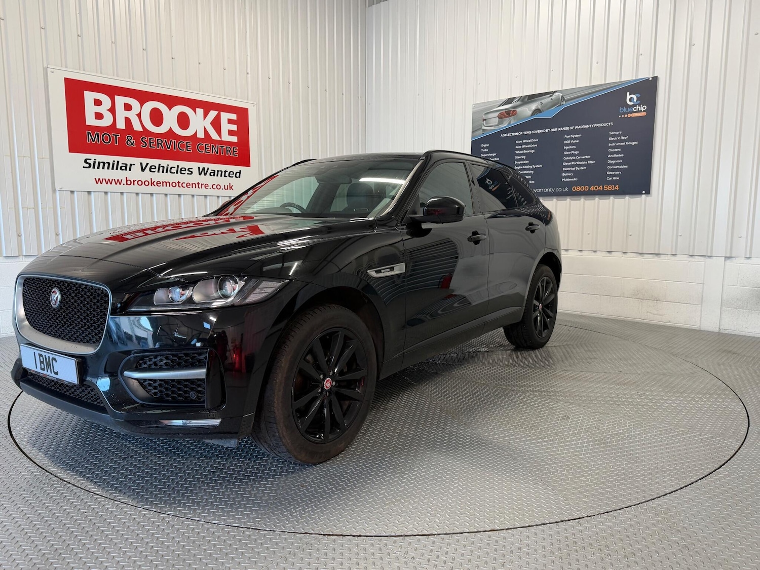 Used Jaguar F-Pace 2017 for sale - 77081551: Photo 8