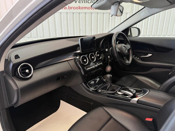 Used Mercedes-Benz C-Class 2015 for sale - 74851848: Photo 15
