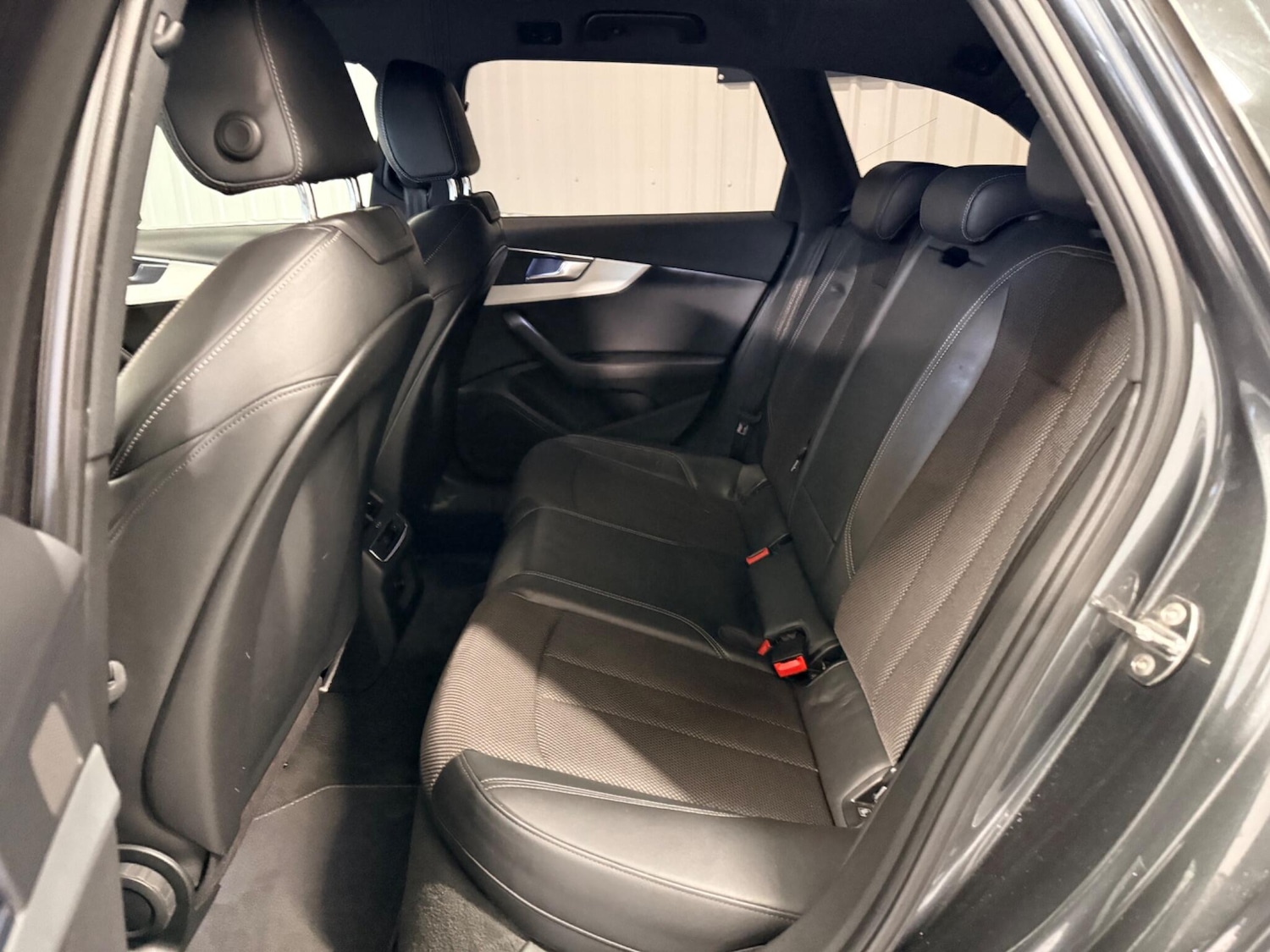 Used Audi A4 2016 for sale - 78019303: Photo 14