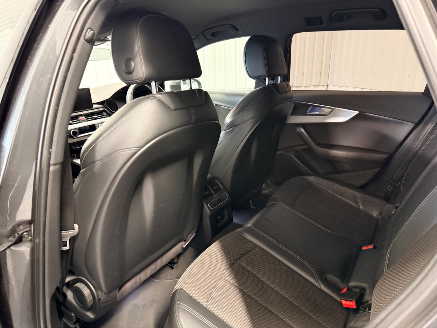 Used Audi A4 2016 for sale - 78019303: Photo 15