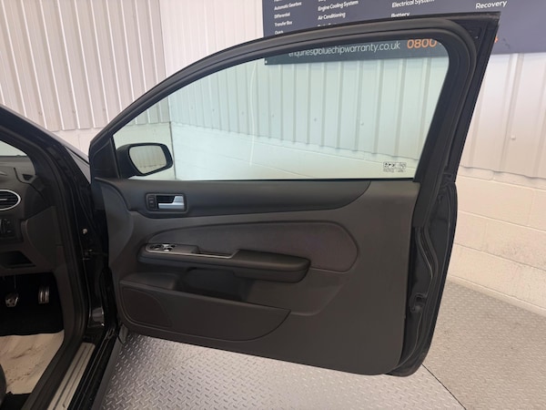 Used Ford Focus 2007 for sale - 75175339: Photo 12