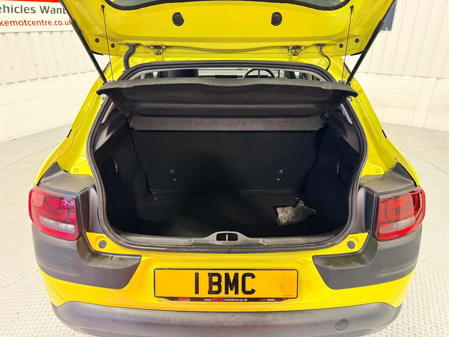 Used Citroen C4 Cactus 2014 for sale - 77040131: Photo 13