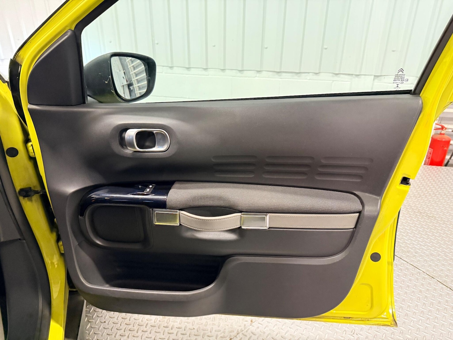 Used Citroen C4 Cactus 2014 for sale - 77040131: Photo 17