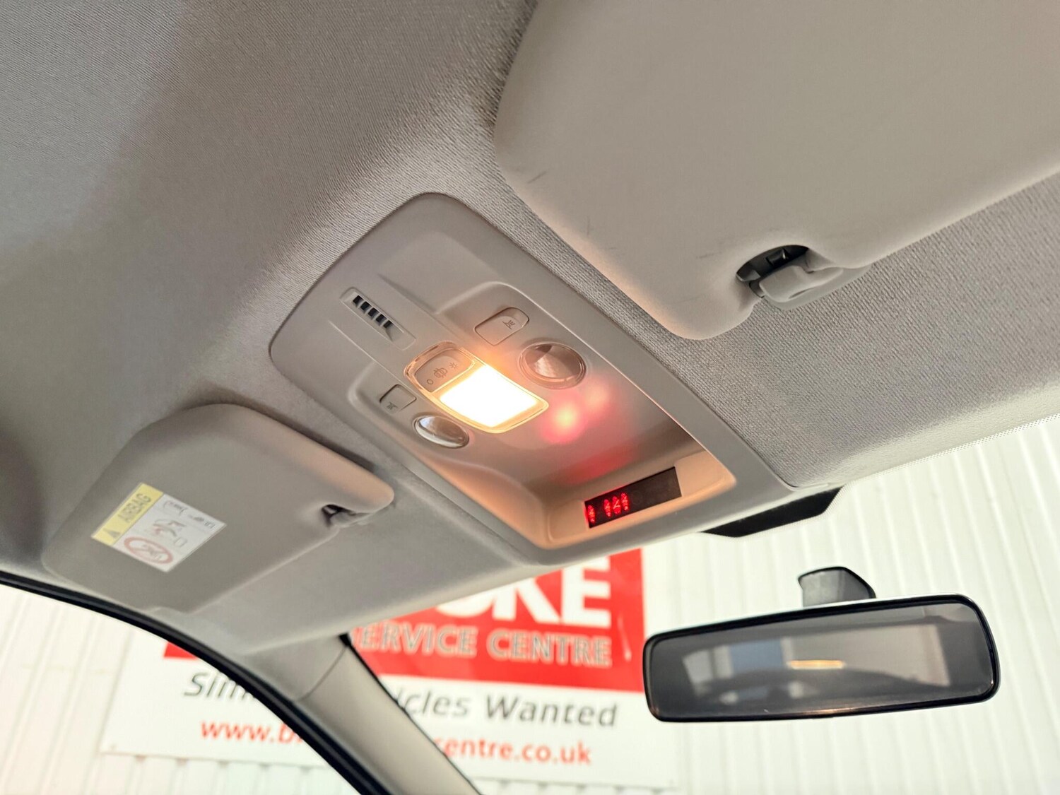 Used Citroen C4 Cactus 2014 for sale - 77040131: Photo 25