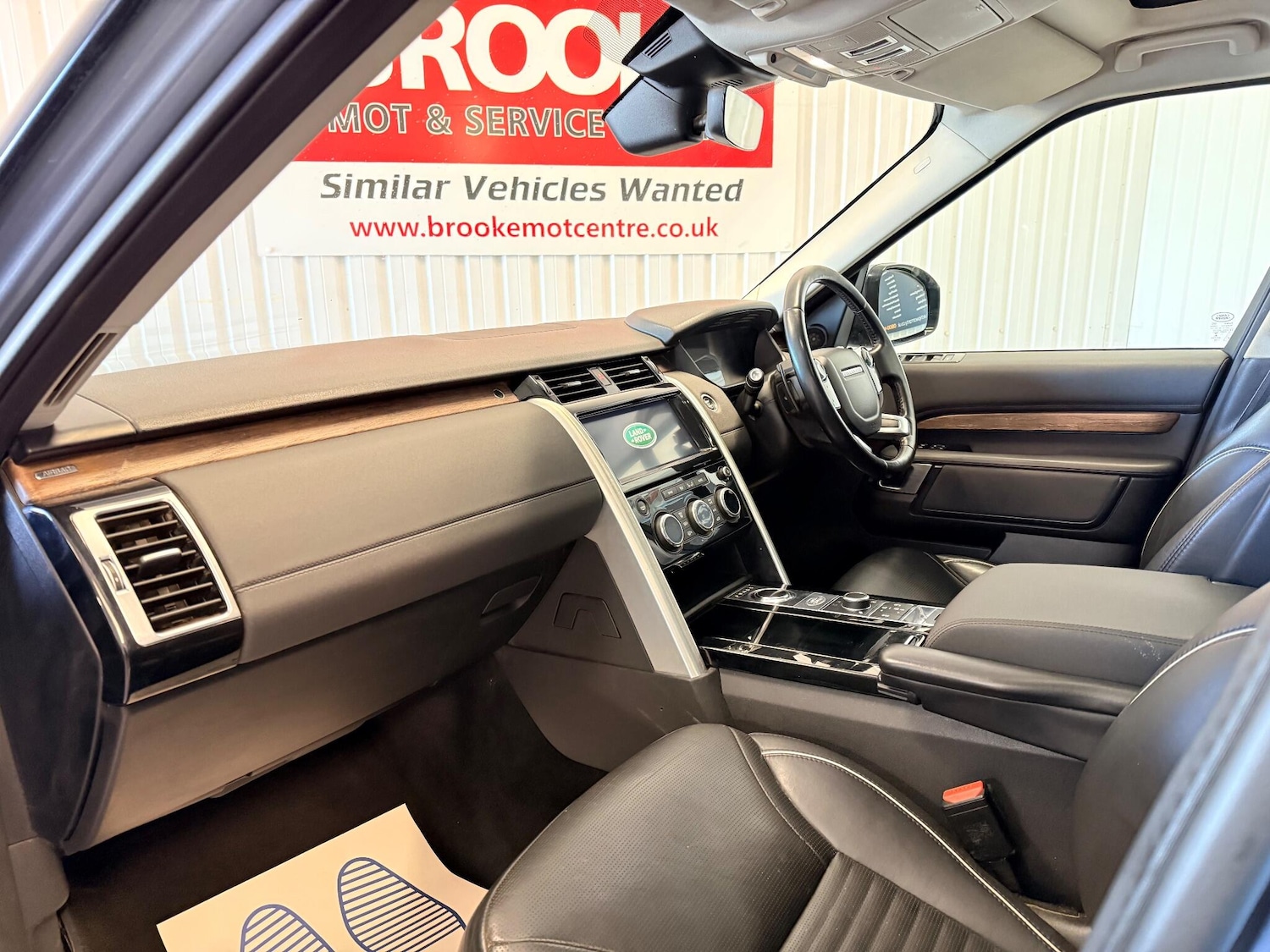 Used Land Rover Discovery 2018 for sale - 76913279: Photo 11