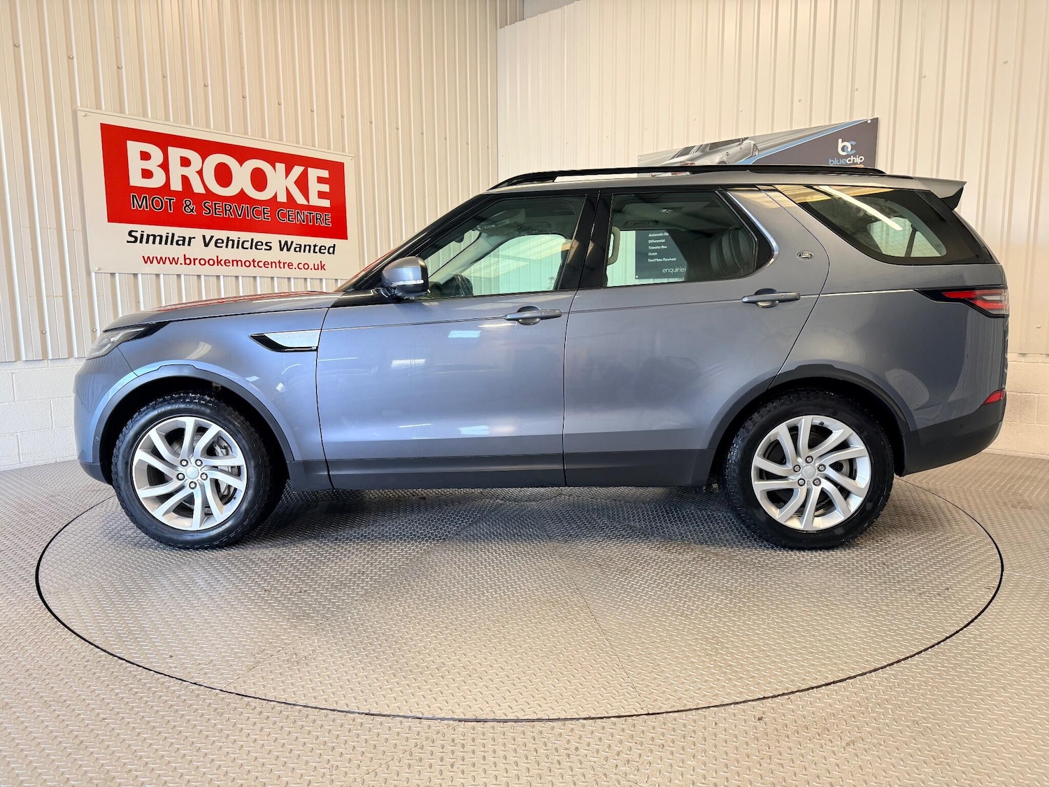 Used Land Rover Discovery 2018 for sale - 76913279: Photo 12