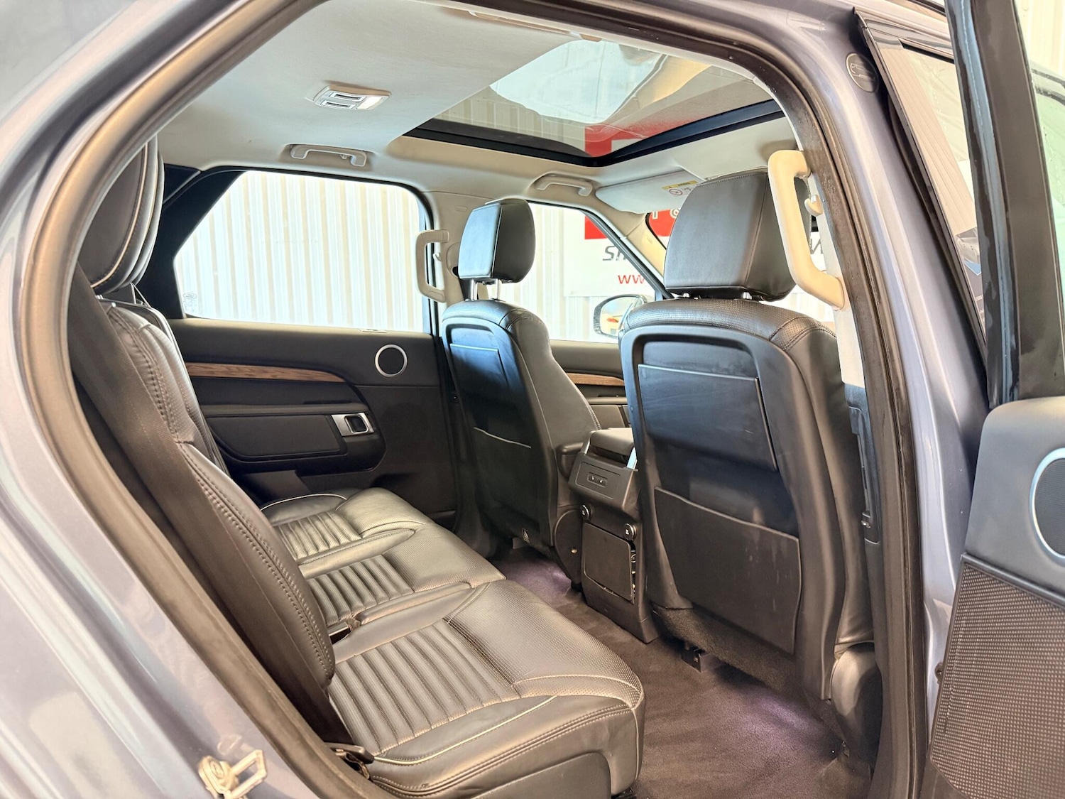 Used Land Rover Discovery 2018 for sale - 76913279: Photo 23